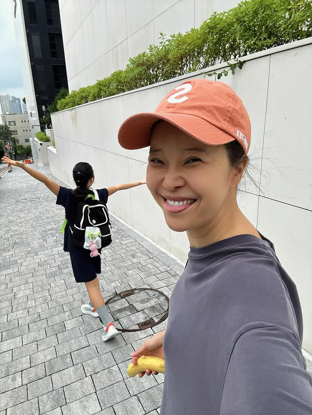 백지영, 학비 3천만원 국제학교 다니는 딸 등교길 공개.."나도 출근" …