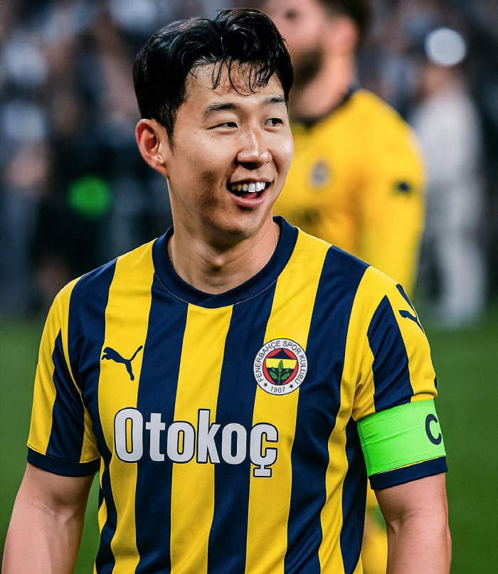 '무리뉴 재회+세후연봉 188억원은 매력적인데' 손흥민, 페네르바체행의 …