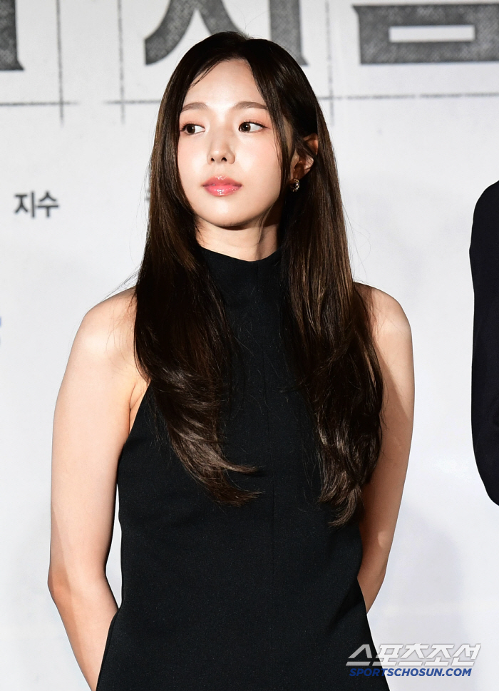 [SC현장] "피보다 땀 보이는 영화"…'전독시' 안효섭X이민호→나나, …