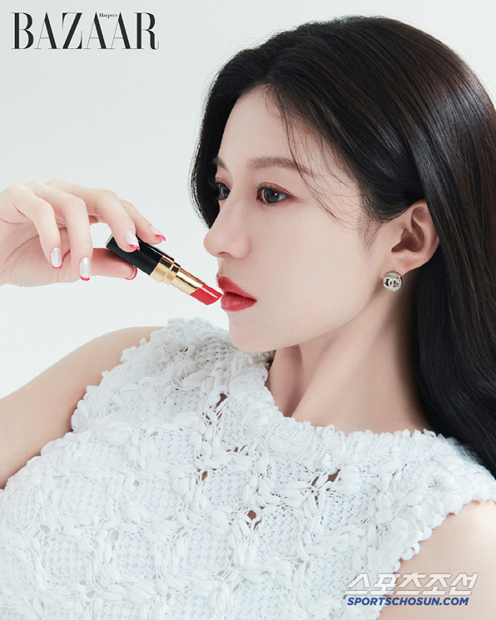 "훗" 압도적 미모 "내가 고윤정"…"내 삶 통틀어 지금이 제일 재미있어…