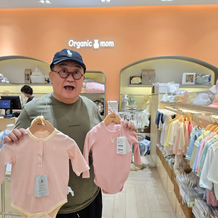 이용식, 손녀 옷만 대체 몇 벌 산거야 '통큰 플렉스'...할아버지가 이…