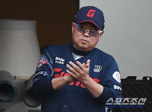 1위팀 한화와 빅매치...김태형 감독 
