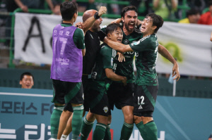 [전주리포트]현실이 된 포옛의 우려, 그러나 '선두 전북'은 여전히 강했다