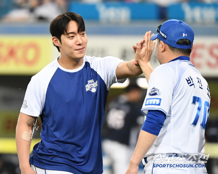 대승 거둔 박진만 삼성 감독, 싱글벙글 