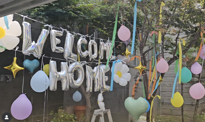 독수공방 끝낸 공효진, ♥케빈오 전역에 웰컴 파티까지…정려원·이하늬도 축…
