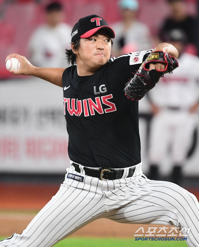 '방출' 고우석, LG 복귀 안 할 수도 있다! → 美CBS 긍정적 분석…