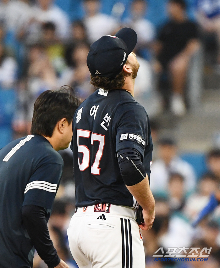 폰세급인줄 알았는데.. 8실점 붕괴! 하지만 의외의 진단 "공은 문제 없…