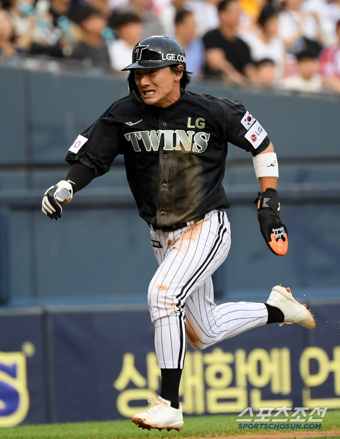 '3:0→4:6→8:6→8:8→9:8' 치리노스 6실점 배신→연속 실책 …