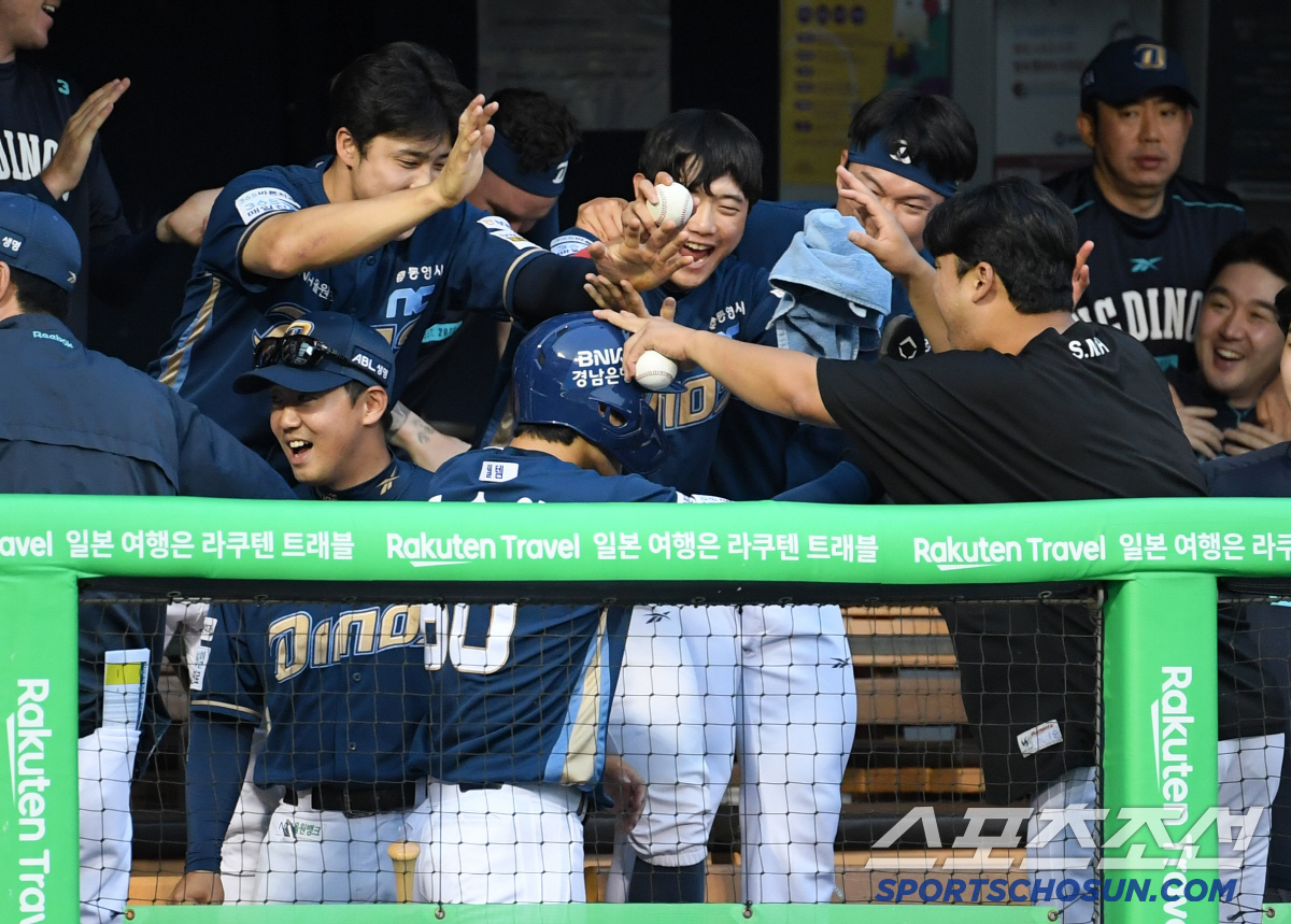 '3:0→4:6→8:6→8:8→9:8' 치리노스 6실점 배신→연속 실책 …