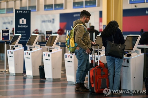 트럼프 때문에 미국 안 가?…미국-유럽 항공료 뚝