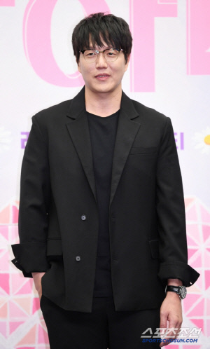 성시경, '꾸밀텐데' 혹평에 입 열었다 