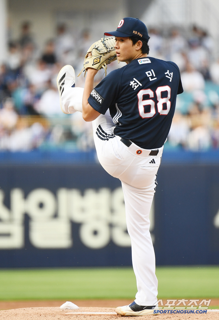 '동심파괴자' 디아즈, 해맑게 웃던 18살 새내기의 승리가 물거품 됐다 …
