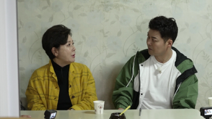 "전현무가 좀 깐족거리지"…박정수, '먹친구' 출연해 "전현무 때린 사람…