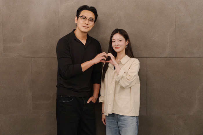 [공식] '로판'의 실사화 가능할까..신민아·주지훈·이종석·이세영 '재혼…