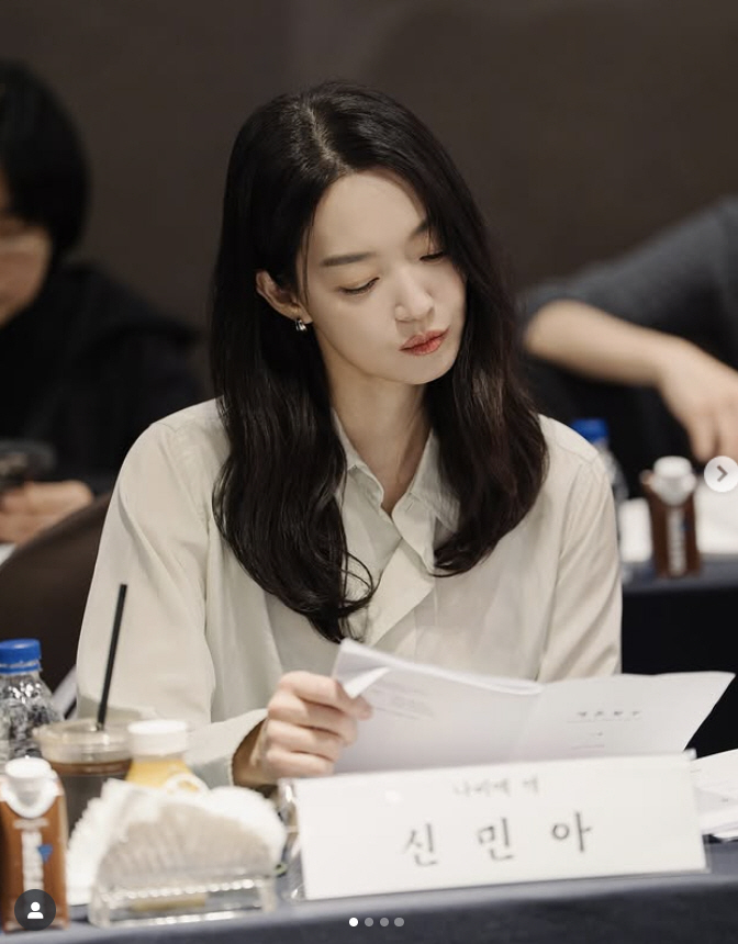 “이 조합 실화?” 신민아·주지훈·이종석 ‘재혼황후’ 실사판 케미 첫 공…