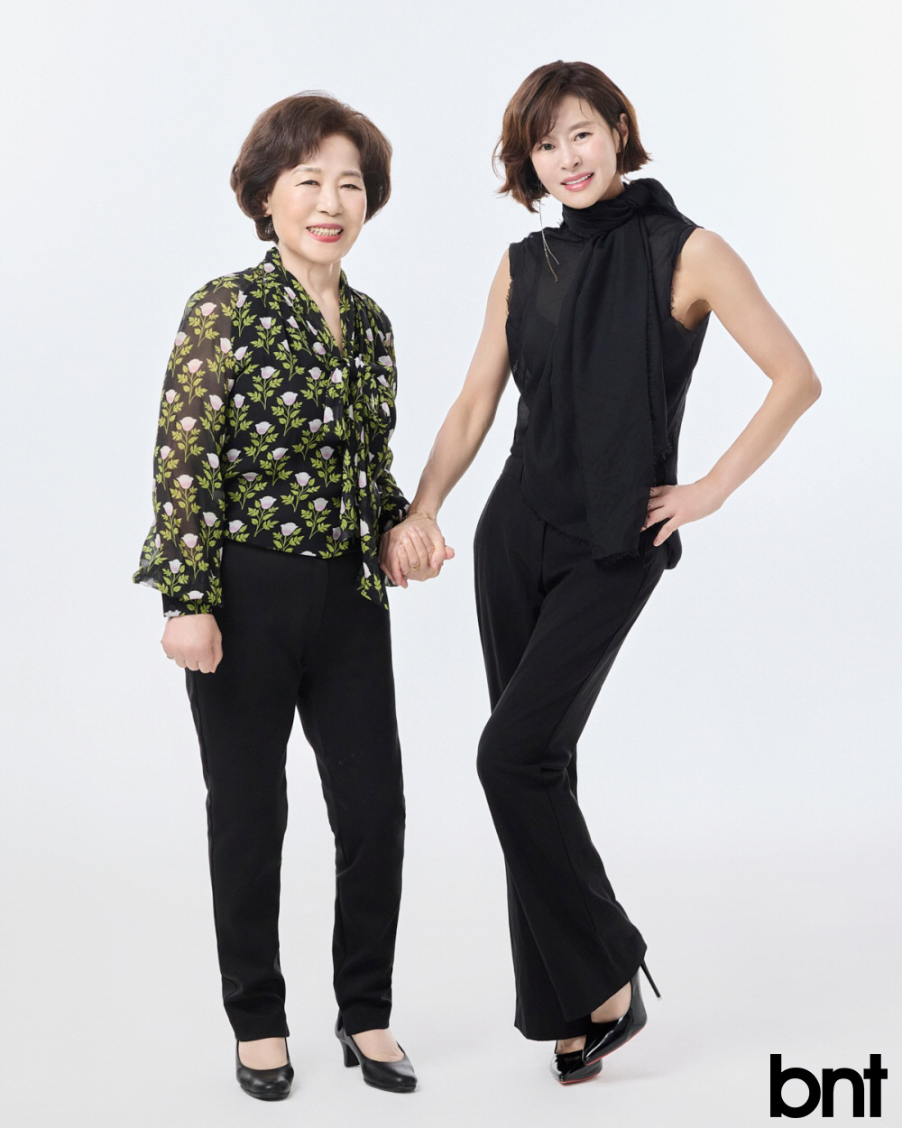 "자매 아니야?"…'52세' 예지원, 언니 같은 '90세' 엄마와 母女 …