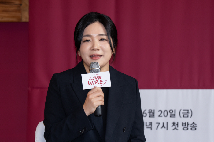 [SC현장] '요정' 정재형-'천재' 코쿤 '라이브 와이어', Mnet …