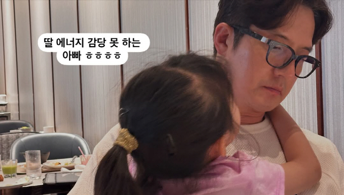 '55세' 정준호, 6세 딸 에너지 감당 쉽지 않네...