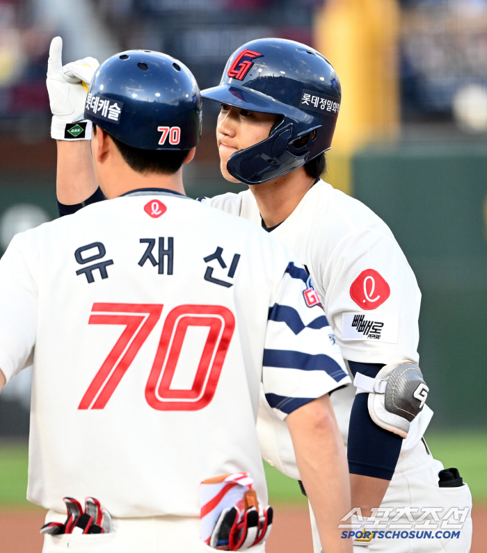 '12전13기' 나균안 우여곡절 감격의 첫 선발승...'부상 병동' 롯데…