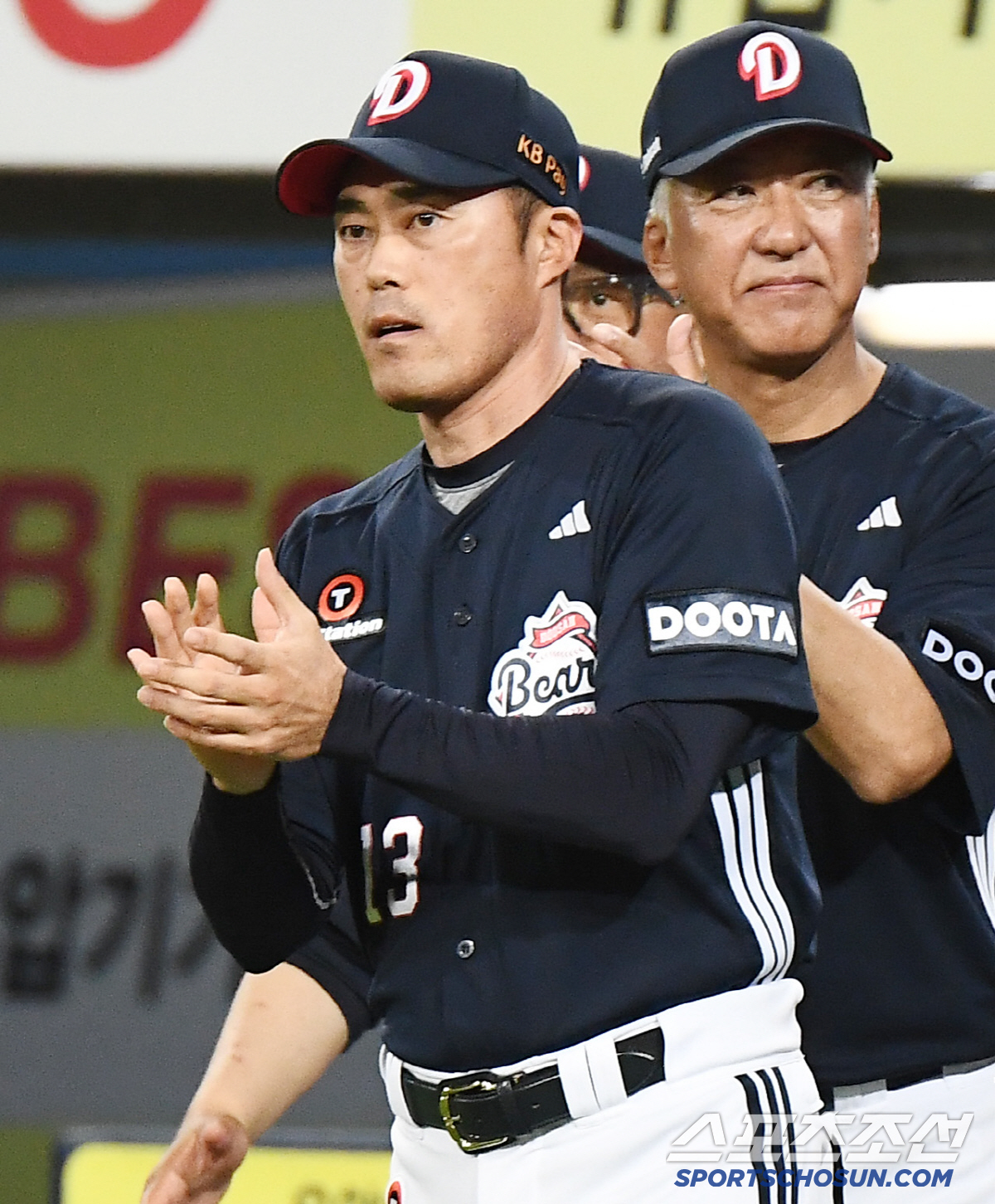 9-8 대혈투 승리! 조성환 감독대행 "이런 승리가 자신감으로 이어질 것…