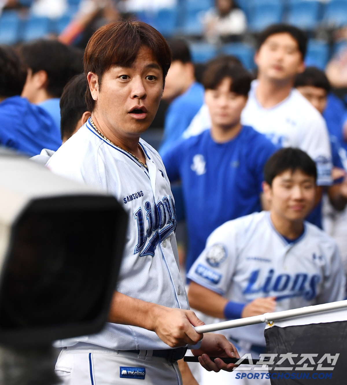만루포 친 박병호 꾸짖은 강민호...’소 귀에 경 읽기’란 이런 상황? …