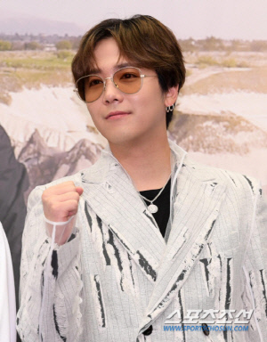 '35세' 이홍기, FNC엔터 간부설까지 도는데..