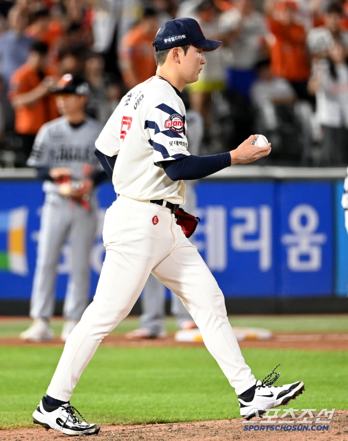 "마치 운명처럼" 천국과 지옥 오간 롯데 '복덩이'…3안타 불방망이→팀승…