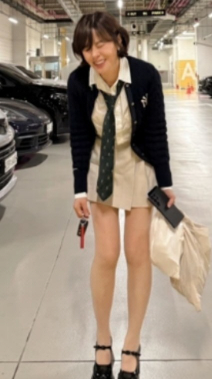 [SCin스타] “54kg 만들었다”…최강희, 마라톤·웨이트로 슬림 몸매 완성