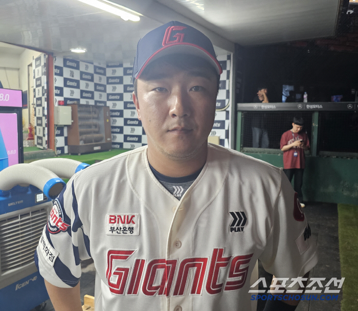 쐐기포에 취했나? 감독 엉덩이 맛깔나게 때린 정훈의 속내 