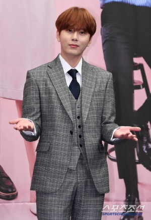 '현아♥' 용준형, 소속사 계약 해지 통보 받았다 