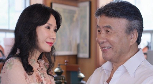 '4혼' 박영규, ♥25살 연하 아내 최초 공개 "후회없는 삶 살고파"(…