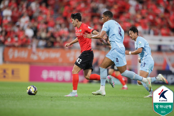'이것이 영입 효과' 모재현+김건희 데뷔골 폭발! 강원, 대구에 3-0 …
