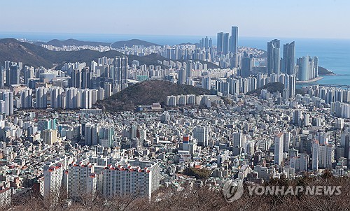 서울 아파트값은 고공행진 하는데…부산은 37개월째 하락