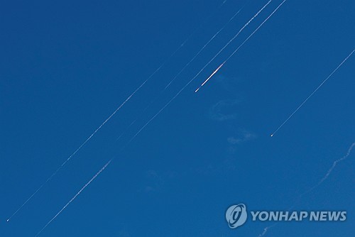 [美 이란 공격] 주변지역 항로 운항중단…우회로 선택