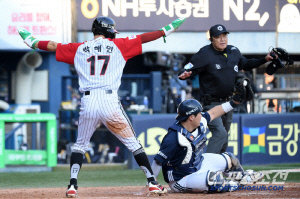 메가트윈스포에 두산 수비 자멸했다! LG, 송승기 8승에 15안타 터지며 13-5 완승!