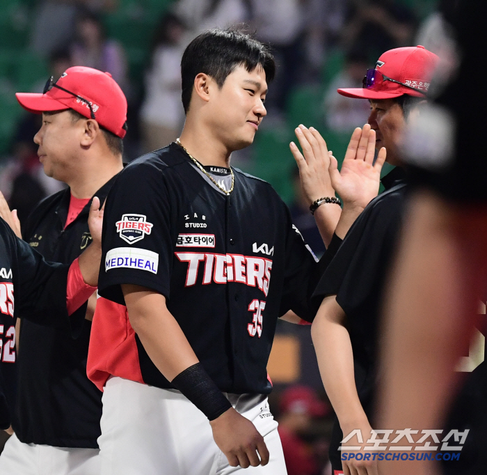 '이게 진짜 KIA 성적 맞나' 선발 1위-불펜 2위-홈런 2위-OPS …