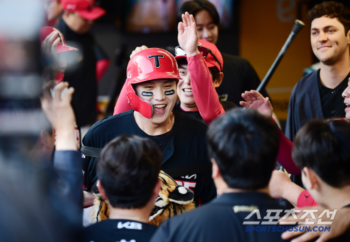 '이게 진짜 KIA 성적 맞나' 선발 1위-불펜 2위-홈런 2위-OPS …