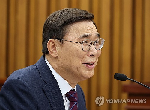 이종석 국정원장 후보자 인사청문경과보고서 채택…李정부 처음(종합)