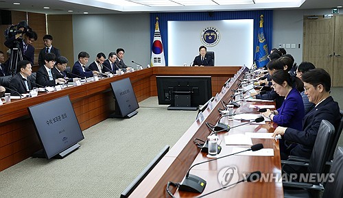 李대통령 "중동상황 위급…대통령실·전부처 비상대응체계"