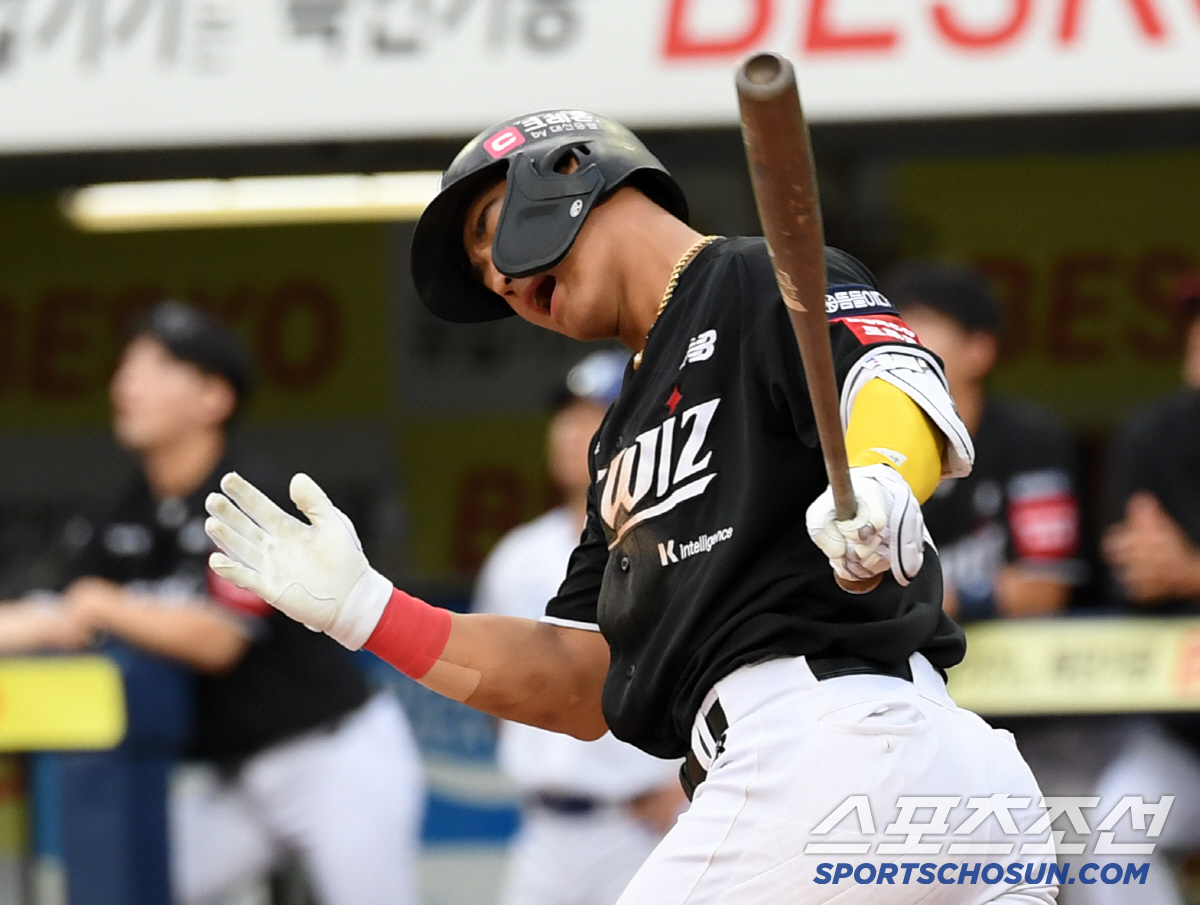 '24억 최고 몸값' 외국인 충격 2군행→리그 꼴찌 추락…결단의 시간 오…