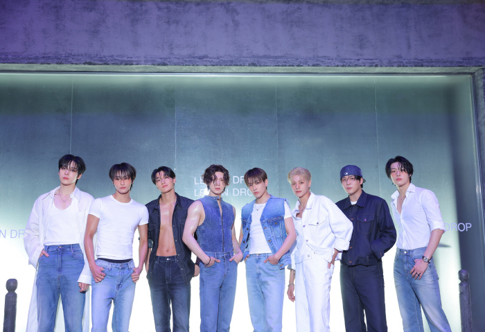 에이티즈 청량 통했다! 美 '빌보드 200' 2위…7연속 톱7 진입