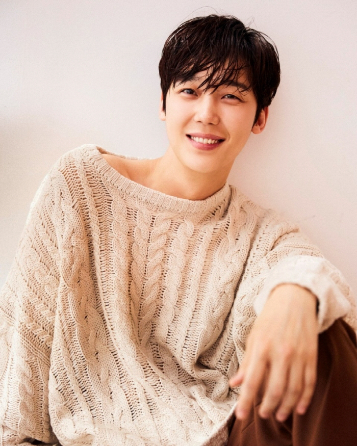 [공식] 윤종훈, '펜하' 봉태규와 의리 지킨다…'아름다운 이 아침' 스…