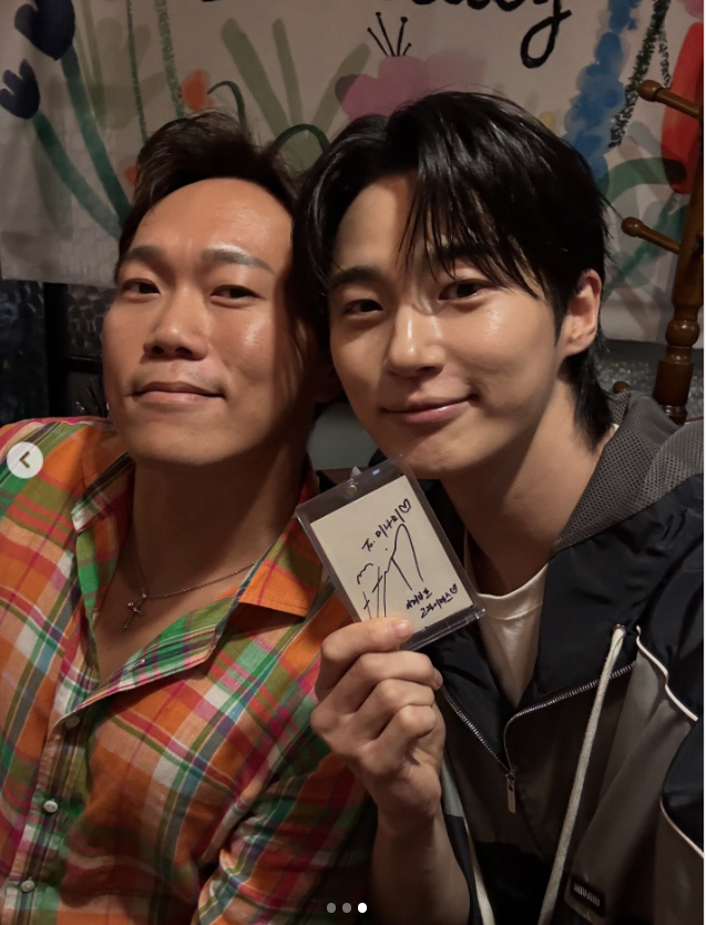 변우석이 왜 거기서 나와...'강남순' 2년만 재회 "싸인으로 통금연장"