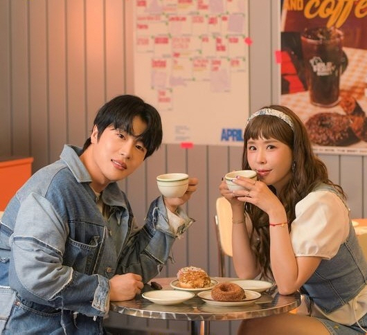 신지, '7세 연하' 문원♥과 결혼 소감 "일정 바빠 미리 웨딩촬영, 예…