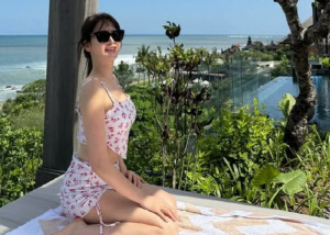 [SCin스타] “몸매 미쳤네” 46세 이혜원, 수영복 입고 ♥안정환과 발리 데이트