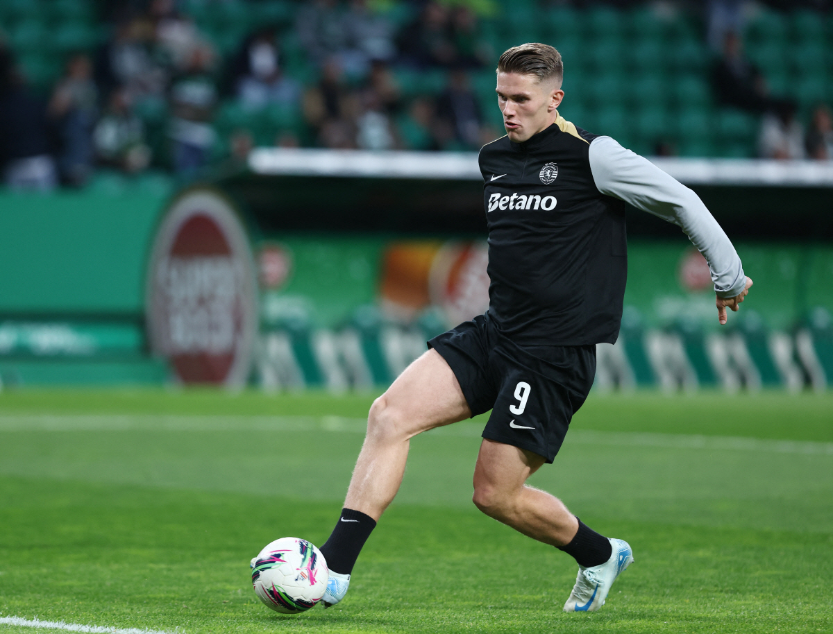 97골 괴물 골잡이, 아스널행 위한 배수진! 스포르팅 회장과 만나 "이적…