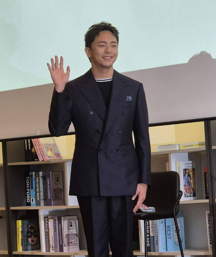 '어쩌면 해피엔딩' 박천휴 작가 "손석구 직접 만나고 내가 많이 창피했다…배우인데도 글에 대한 욕심 넘쳐"