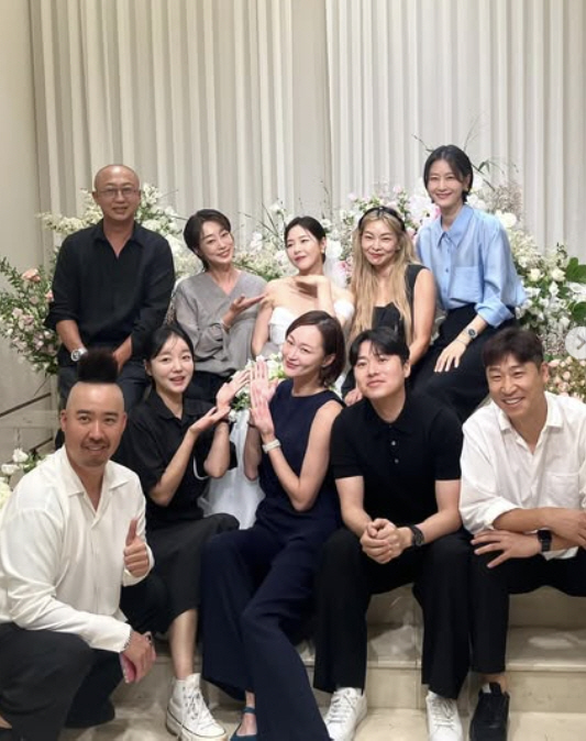 '불륜설 해명' 최여진♥김재욱, 박하나 결혼식 동반참석 "우리 서로 생각…