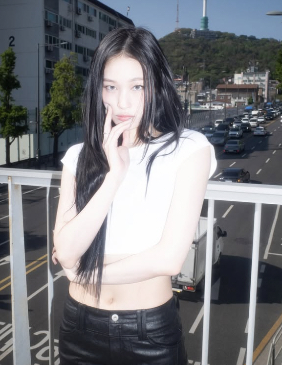 '신세계 장녀' 올데이프로젝트 애니, 라방서 '현실 재벌' 인증 "회장님…