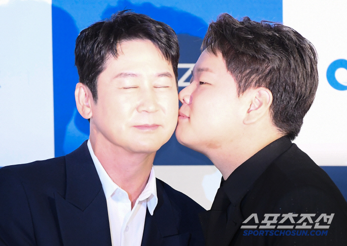 [SC현장] "청룡의 무게감, 느낄 수 있어 행복"..신동엽→박보영, 남…